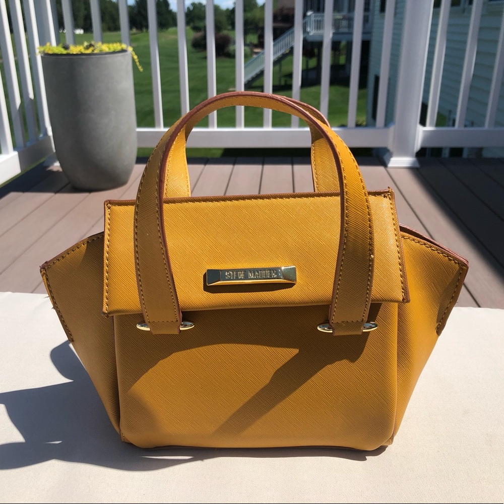 Mustard Steve Madden Purse💛